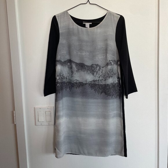 Flowly Sheath Dress with Black and White Design - Picture 1 of 3